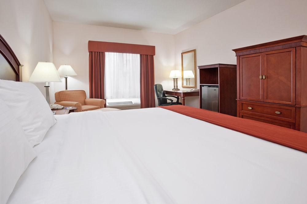 Holiday Inn Express & Suites Detroit - Farmington Hills By Ihg Northville Kültér fotó