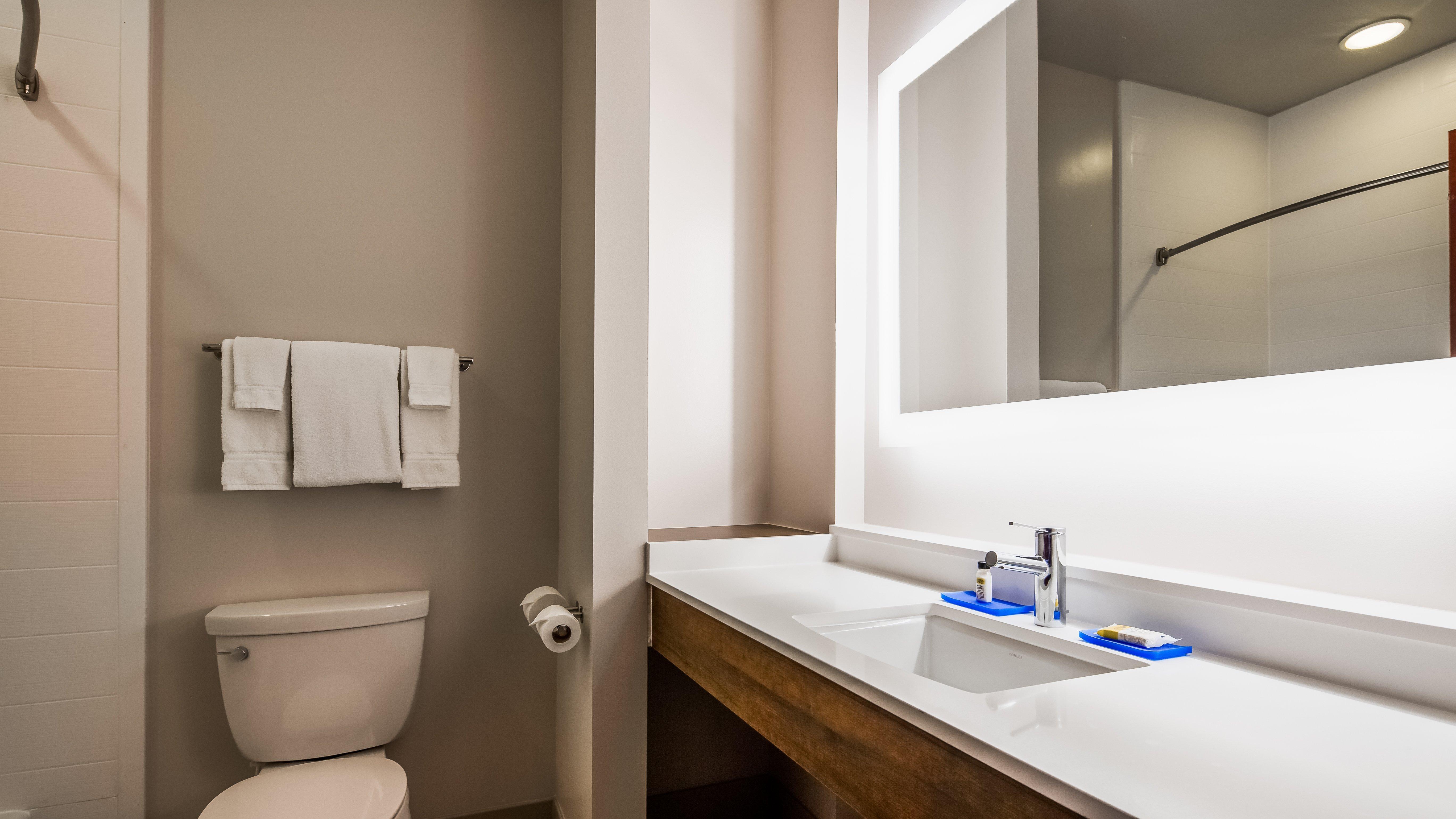 Holiday Inn Express & Suites Detroit - Farmington Hills By Ihg Northville Kültér fotó