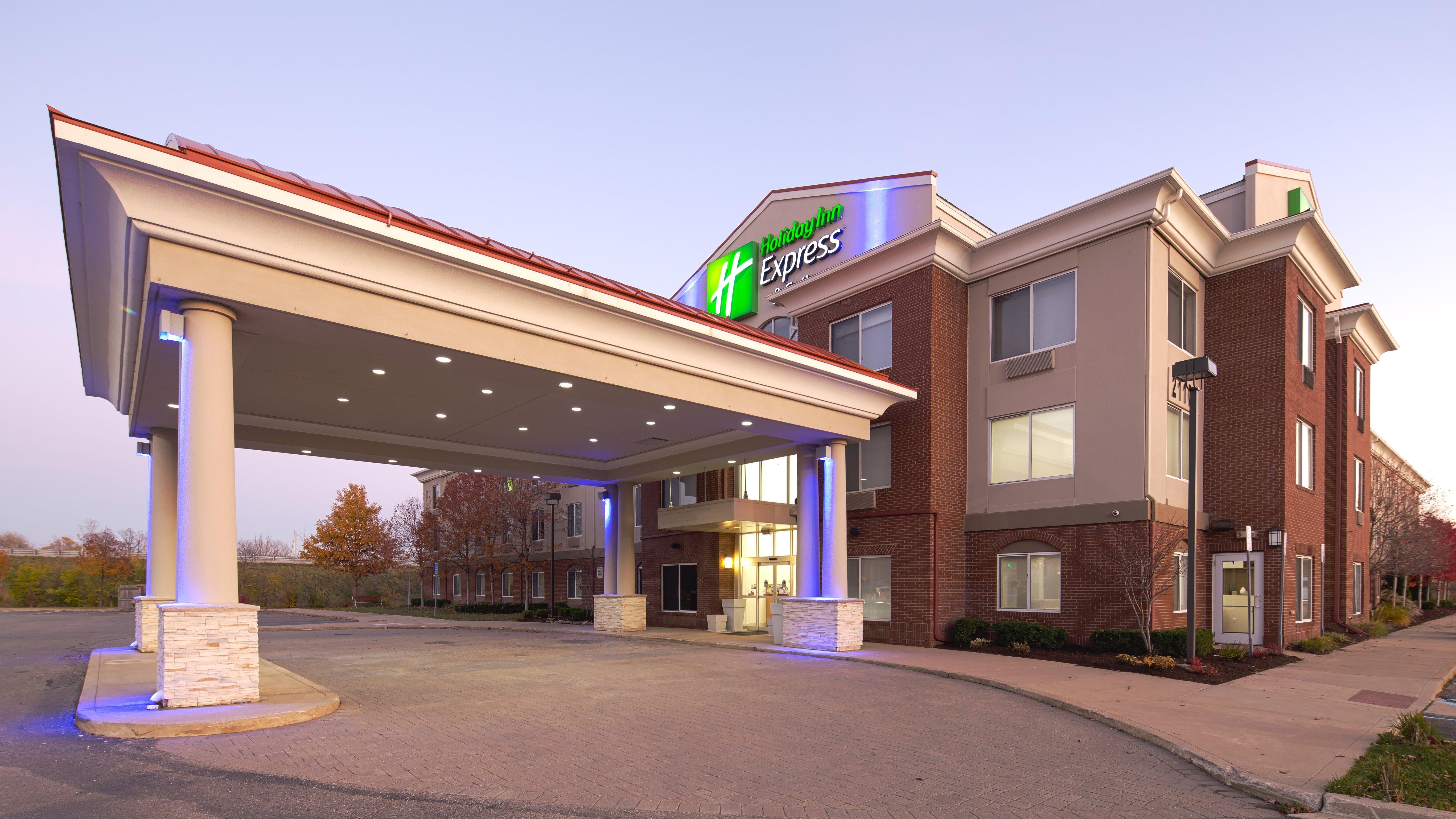 Holiday Inn Express & Suites Detroit - Farmington Hills By Ihg Northville Kültér fotó